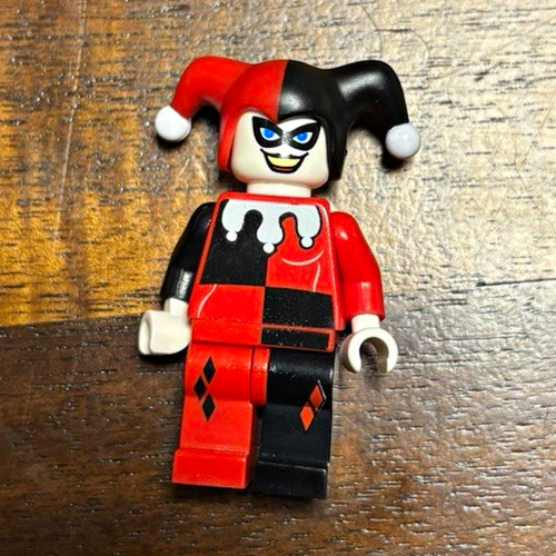 Lego minifigures harley quinn - harley,